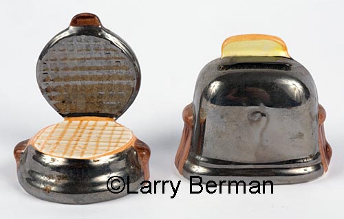 Toaster and Waffle Iron Salt and Pepper Shakers